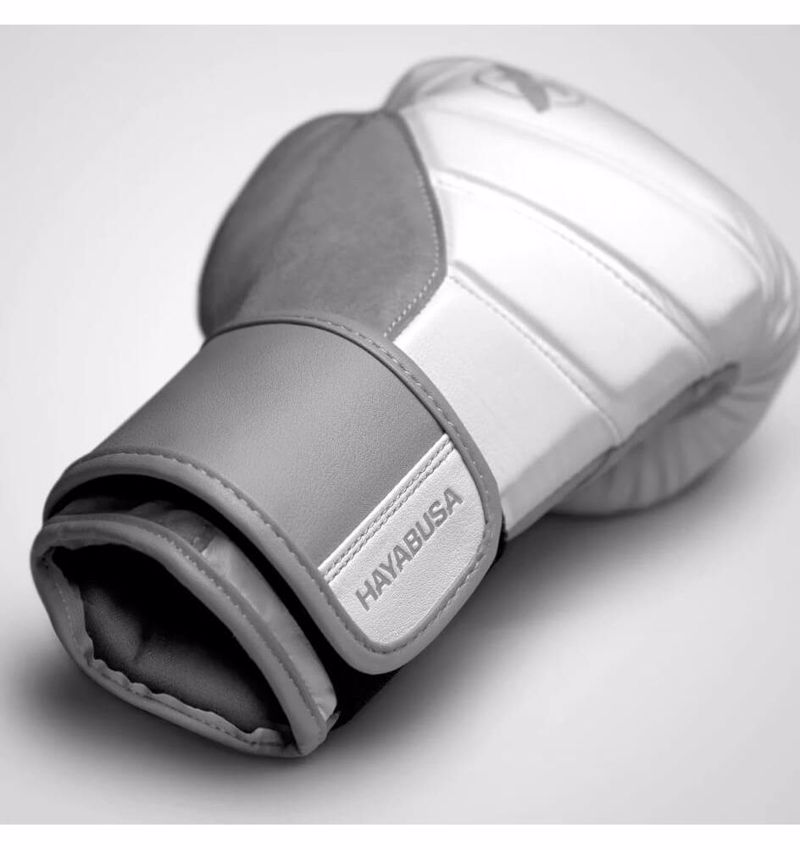 Hayabusa T3 Boxing Gloves -white/grey